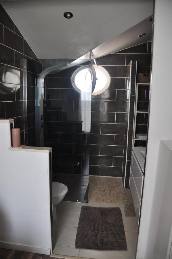 Maison Avec Piscine, Jaccuzi, Hammam A 800 M Du Lac Gastes Exterior foto